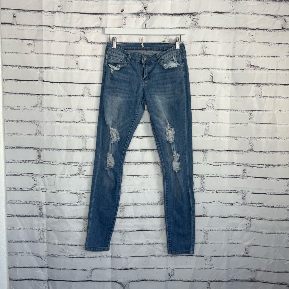 Cello Straight Leg Jeans Size 7 Mid Rise Medium Wash Distressed Stretch Y2K